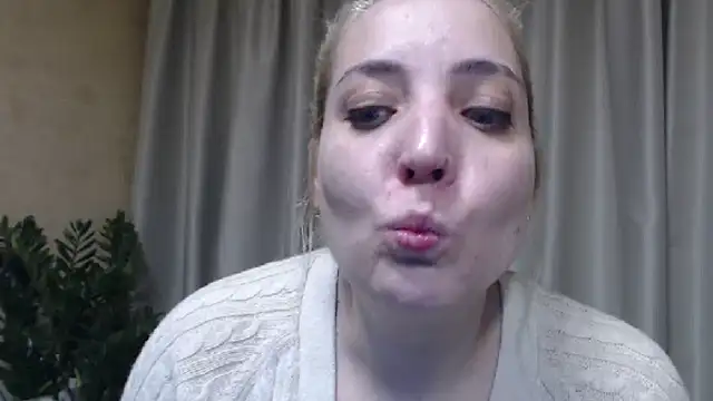 Snapshot of sweetpussy chatting on March 26, 2026, 3:32 pm sweetpussy online show from March 26, 2026, 3:32 pm