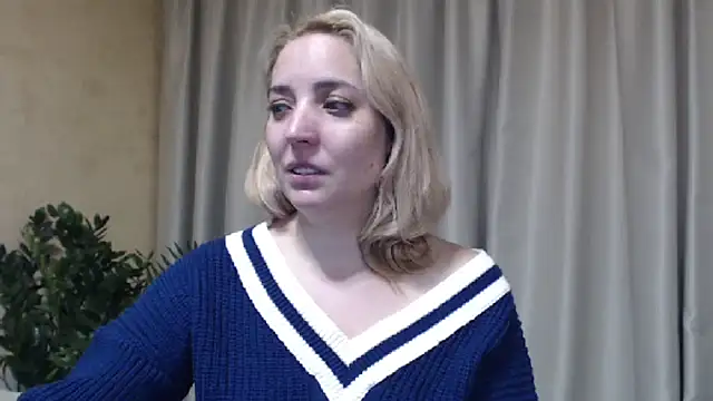 Snapshot of sweetpussy chatting on January 17, 2026, 6:17 am sweetpussy online show from January 17, 2026, 6:17 am