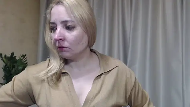 Snapshot of sweetpussy chatting on May 2, 2026, 2:55 pm sweetpussy online show from May 2, 2026, 2:55 pm