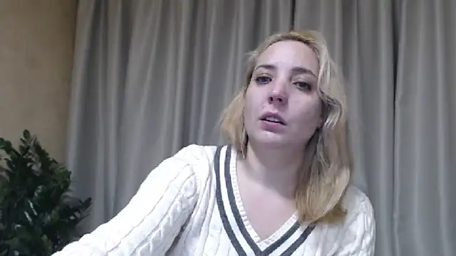 Snapshot of sweetpussy chatting on February 26, 2026, 12:16 pm sweetpussy online show from February 26, 2026, 12:16 pm