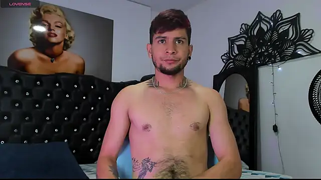 vaalentiino online show from December 15, 2025, 6:25 pm