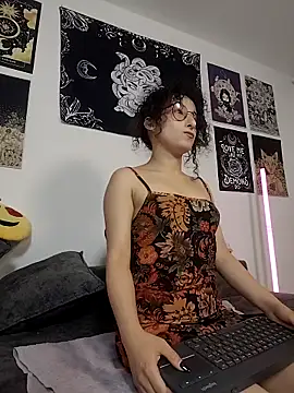 little  ammy online show from April 21, 2026, 2:51 am