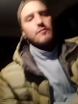 Snapshot of barbone15 chatting on February 20, 2026, 12:07 am barbone15 online show from February 20, 2026, 12:07 am