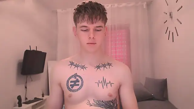 Fredd Xanders online show from June 24, 2026, 11:53 am