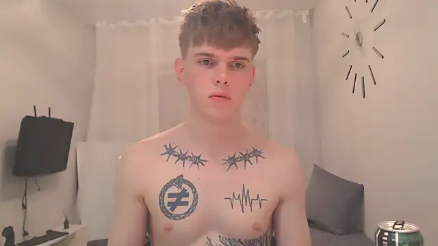 Fredd Xanders online show from June 17, 2026, 11:42 am