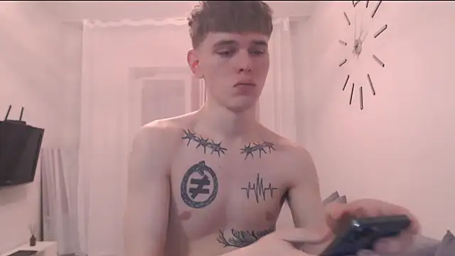 Fredd Xanders online show from April 15, 2026, 1:55 am