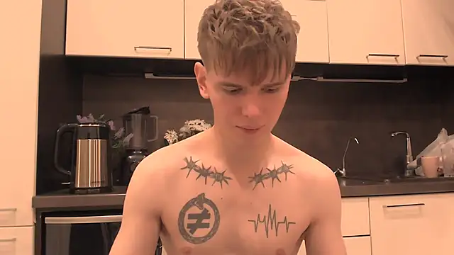 Fredd Xanders online show from December 5, 2025, 3:27 am