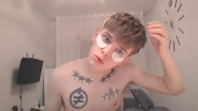 Fredd Xanders online show from June 8, 2026, 8:31 pm