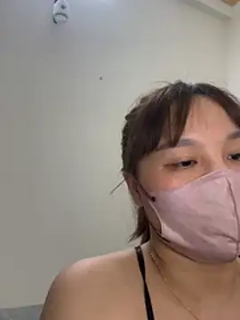 Snapshot of Hello_honey chatting on June 25, 2026, 3:50 pm Hello honey online show from June 25, 2026, 3:50 pm
