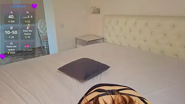 EvaaAnderson online show from March 15, 2026, 5:14 am