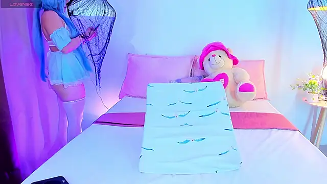  Xynara owo online show from January 15, 2026, 12:03 am