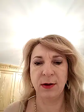 AhlyssaLove1155 online show from March 13, 2026, 3:55 am