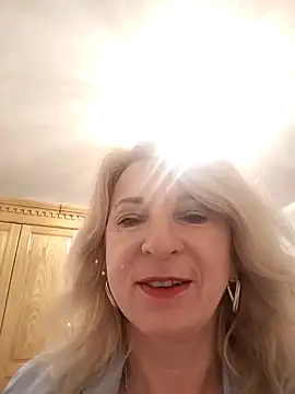 AhlyssaLove1155 online show from March 16, 2026, 3:14 am