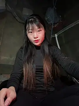 hinata-xx online show from January 10, 2026, 4:52 am