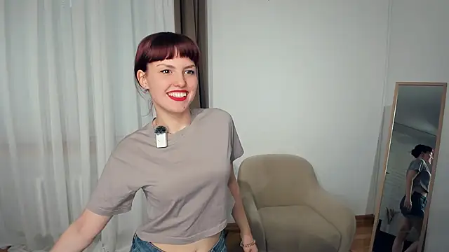 DesireeMillison online show from December 16, 2025, 8:07 am