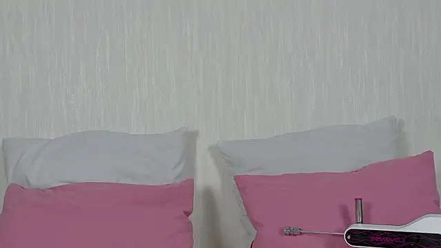 Kimberlybondd online show from February 5, 2026, 4:36 pm