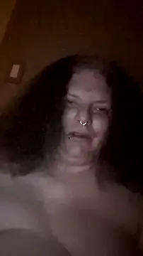 Snapshot of QueenBlackRose chatting on February 25, 2026, 5:29 am QueenBlackRose online show from February 25, 2026, 5:29 am