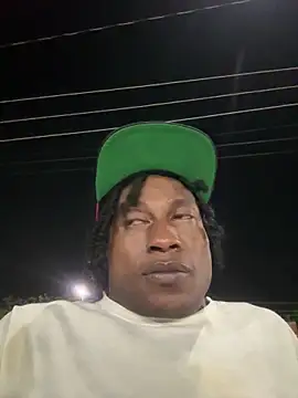 Snapshot of morenoluifer47 chatting on June 12, 2026, 1:36 am morenoluifer47 online show from June 12, 2026, 1:36 am