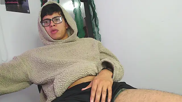 DerekMoon online show from January 9, 2026, 7:10 pm