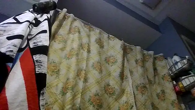 wecrulb online show from December 14, 2025, 8:03 pm