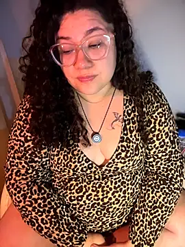 VanesssaMilf  online show from March 28, 2026, 2:23 am