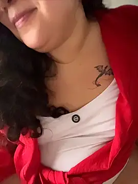 VanesssaMilf  online show from April 6, 2026, 10:22 pm