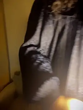 Snapshot of VanesssaMilf_ chatting on March 3, 2026, 1:12 am VanesssaMilf online show from March 3, 2026, 1:12 am