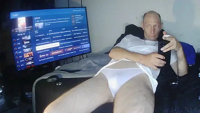 Snapshot of mythicbonez69 chatting on August 5, 2026, 5:34 am mythicbonez69 online show from August 5, 2026, 5:34 am