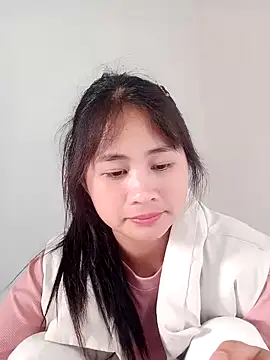 Snapshot of Him_MountainGirl chatting on February 17, 2026, 3:48 am Him MountainGirl online show from February 17, 2026, 3:48 am