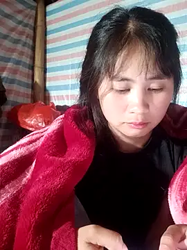 Snapshot of Him_MountainGirl chatting on February 10, 2026, 1:54 pm Him MountainGirl online show from February 10, 2026, 1:54 pm