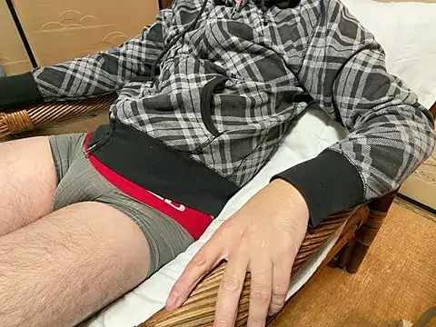 Hirokazu 12 online show from January 9, 2026, 10:33 am