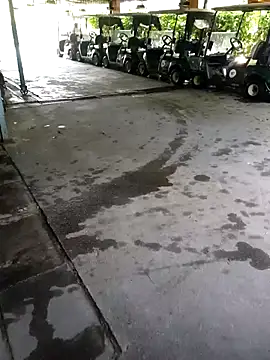 Snapshot of Ynotsz chatting on December 23, 2025, 9:19 am Ynotsz online show from December 23, 2025, 9:19 am