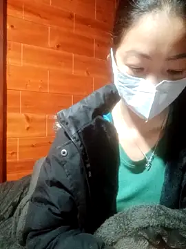 Amiluli online show from February 4, 2026, 9:54 pm