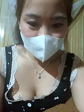 mayni012314 online show from January 5, 2026, 5:27 pm