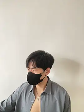 kimze7 online show from February 22, 2026, 1:52 am