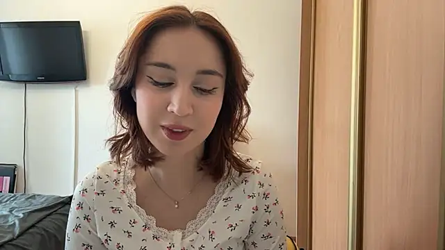 StacieLaudadio online show from January 15, 2026, 8:07 am