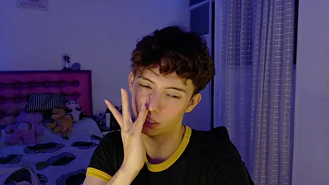 Dani Dancer online show from March 25, 2026, 1:28 am