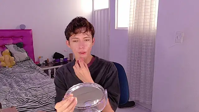 Dani Dancer online show from February 27, 2026, 7:03 pm