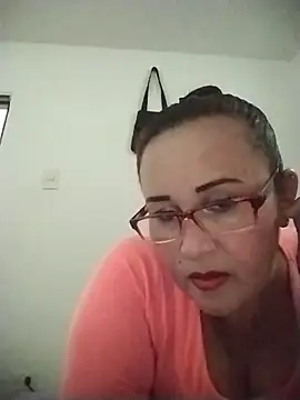 Nini Love  online show from March 11, 2026, 8:58 pm