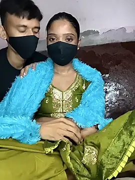 couplegk71 online show from February 16, 2026, 3:32 pm