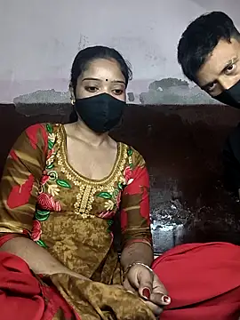 couplegk71 online show from February 11, 2026, 2:50 pm