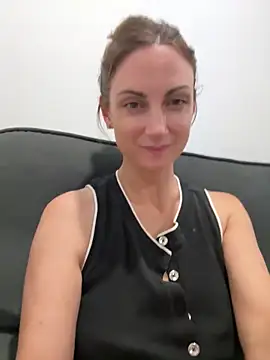 lexi242 online show from December 19, 2025, 9:00 am