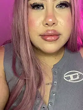 Mia Carters online show from February 12, 2026, 4:23 am