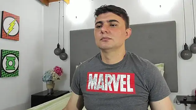 AndrethMuller online show from April 15, 2026, 8:42 pm