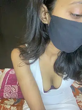 Hottie kia online show from June 7, 2026, 8:03 pm
