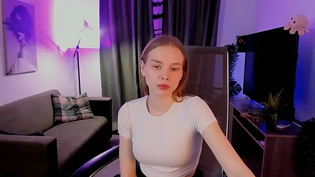 BellaHaadiid online show from January 15, 2026, 8:51 am