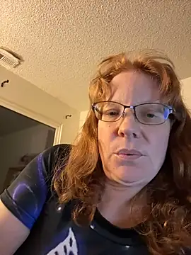 Snapshot of Lenaravenswood chatting on February 10, 2026, 6:45 am Lenaravenswood online show from February 10, 2026, 6:45 am