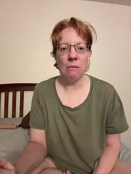 Snapshot of Lenaravenswood chatting on March 1, 2026, 5:07 am Lenaravenswood online show from March 1, 2026, 5:07 am