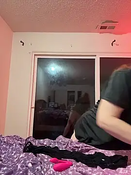 Lenaravenswood online show from March 29, 2026, 3:19 am