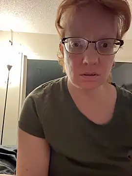 Snapshot of Lenaravenswood chatting on February 12, 2026, 6:24 am Lenaravenswood online show from February 12, 2026, 6:24 am